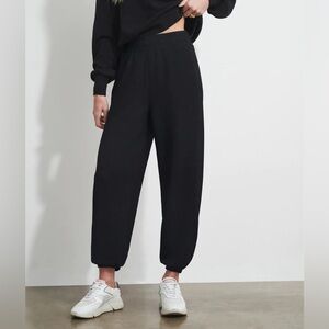 Varley Laverne Sweatpant in Black